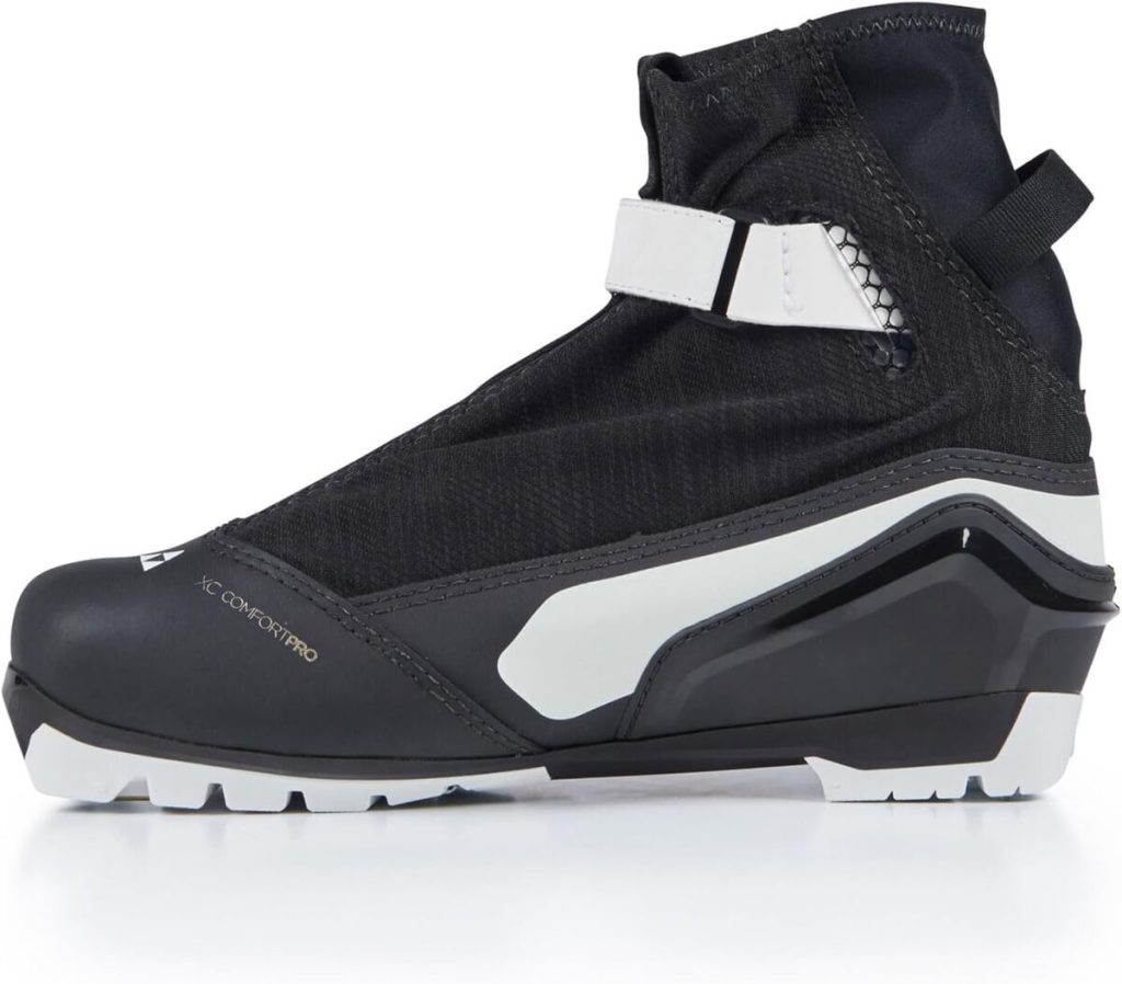 Test : chaussures de ski de fond Fischer XC Comfort PRO, noir/blanc, taille 41