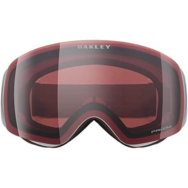 Découvrez notre test des lunettes de ski Oakley Flight Deck M : confort, vision panoramique et performance exceptionnels sur les pistes de ski. Équipez-vous pour l'hiver !