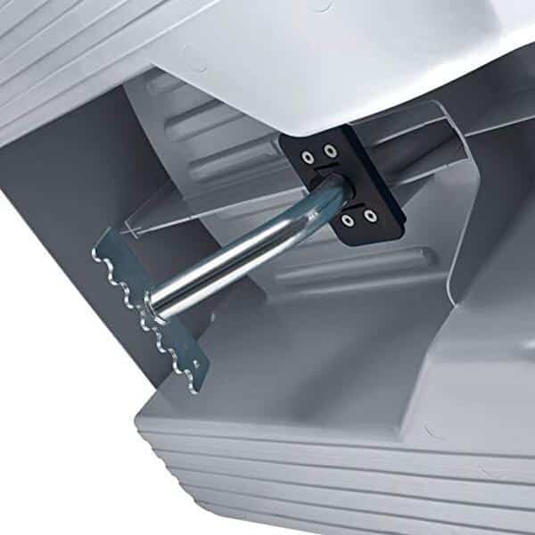 Découvrez notre test complet de la luge en plastique EKO 3510.51 Snow Comet argent : une glisse exceptionnelle pour des sensations inoubliables sur la neige